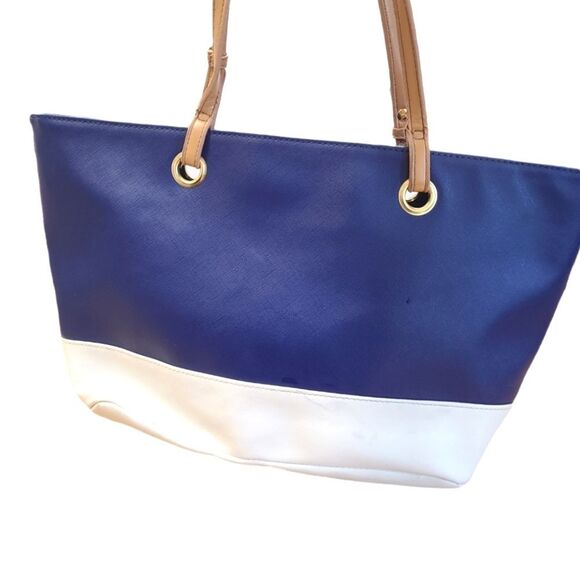 Kenneth Cole Vinyl Tote Bag - Picture 4 of 10